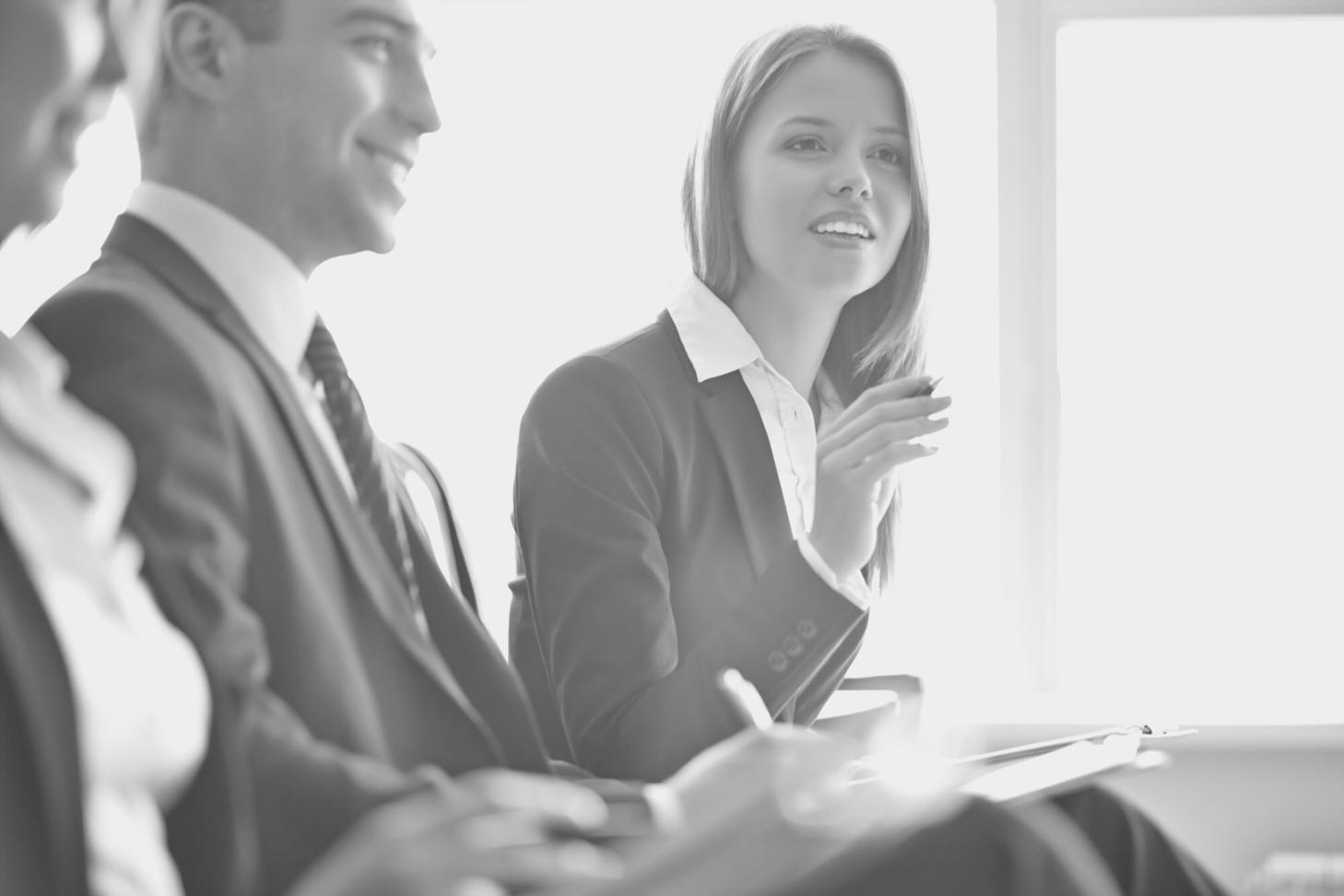 Практические занятия по развитию харизмы в группе